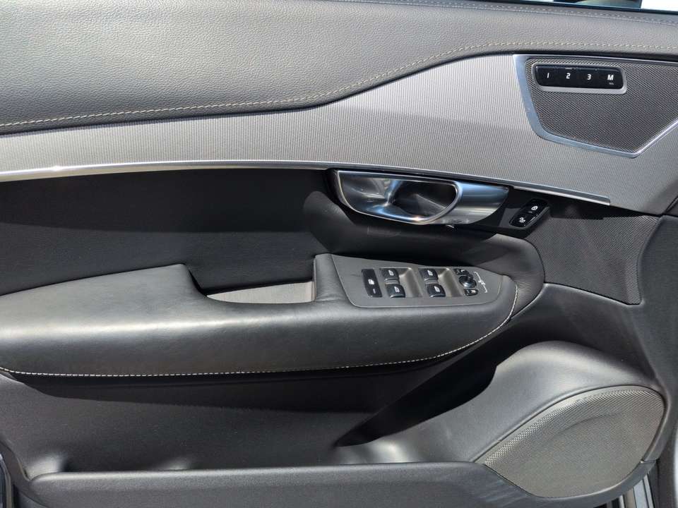 Volvo XC90 - Imagem 15