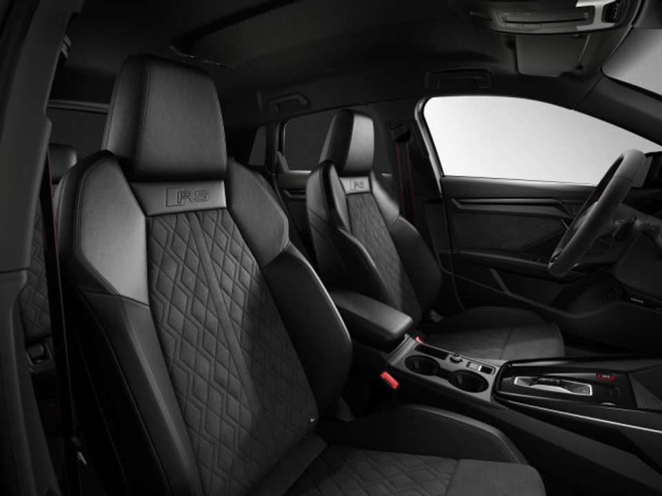 Audi RS3 - Imagem 11