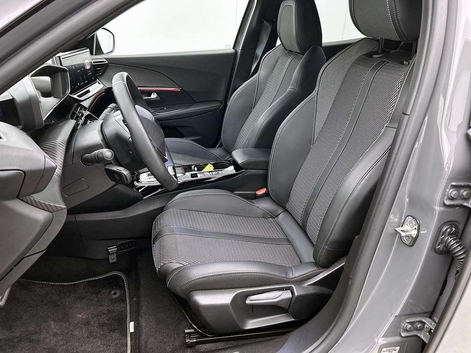 Peugeot e-2008 - Imagem 10