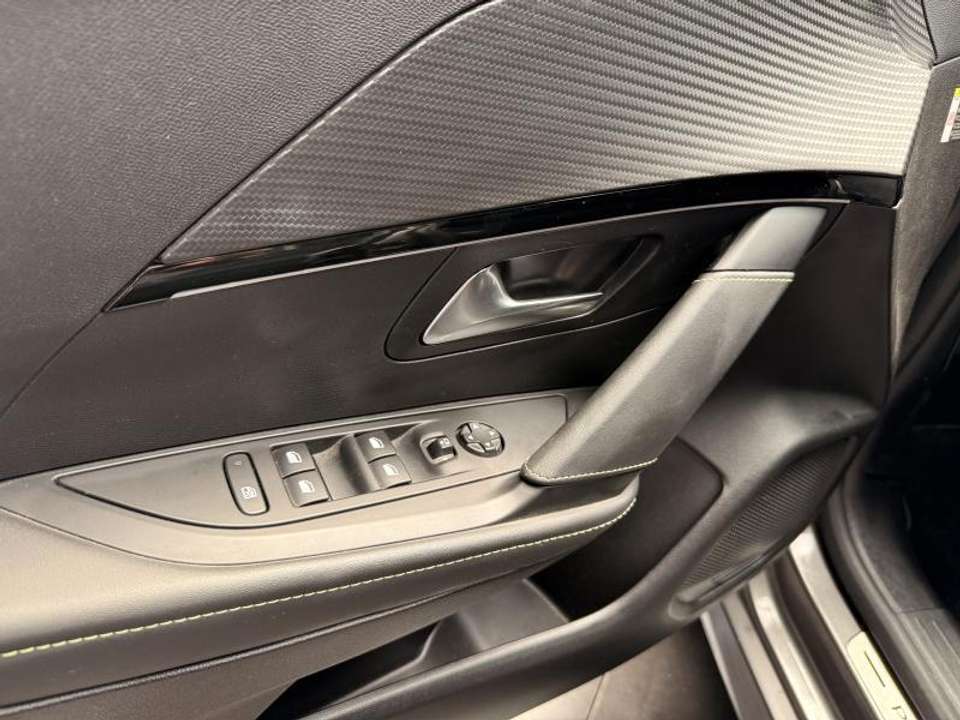 Peugeot 208 - Imagem 12
