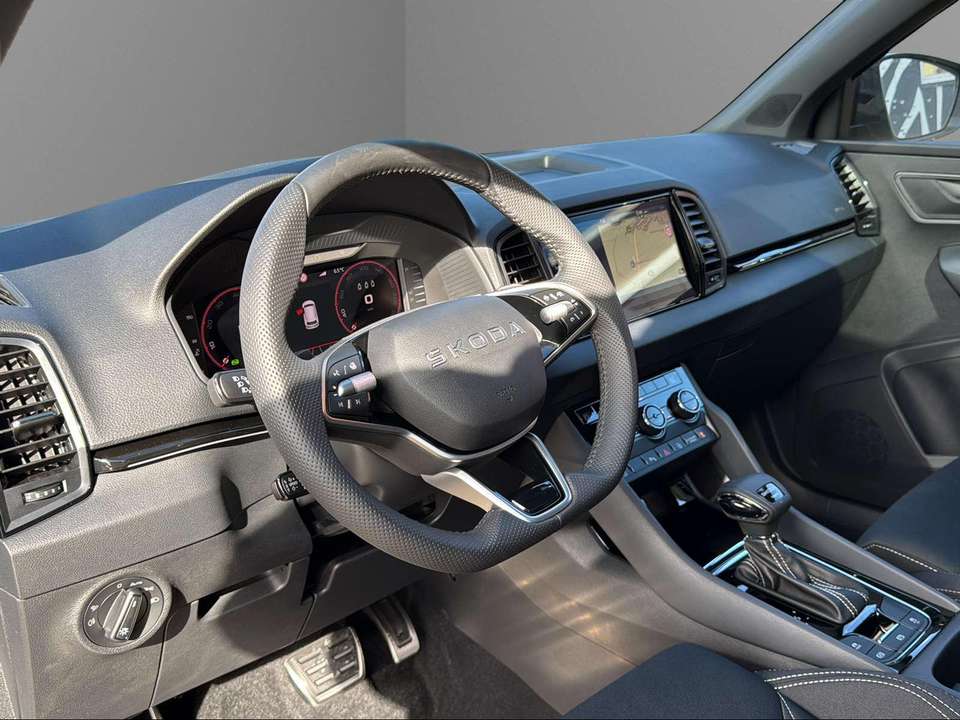 Skoda Karoq - Imagem 8