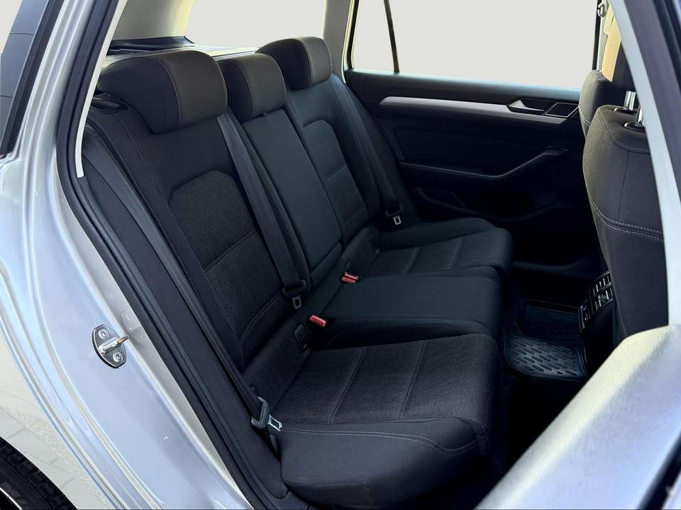 Volkswagen Passat Variant - Imagem 7