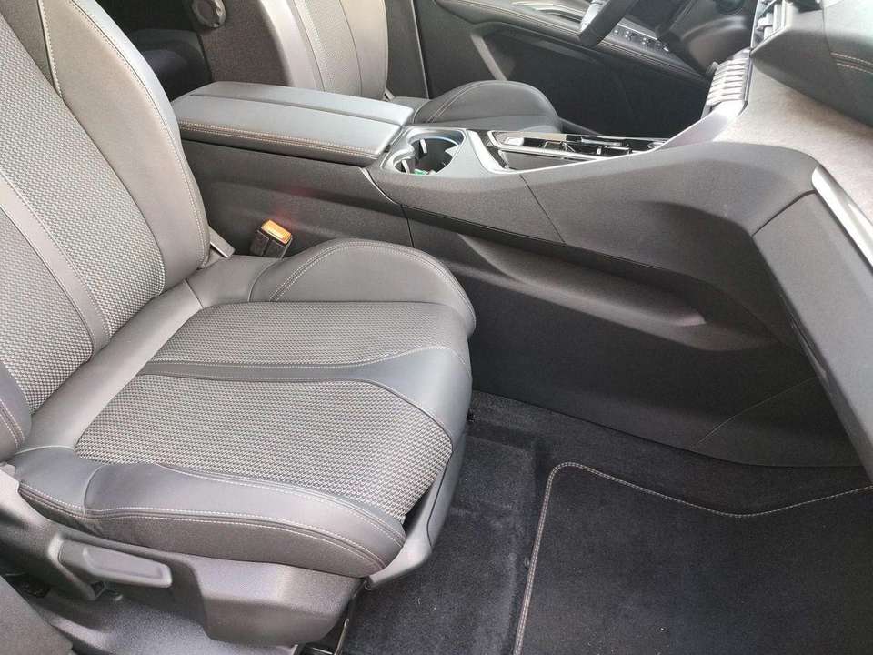 Peugeot 5008 - Imagem 11