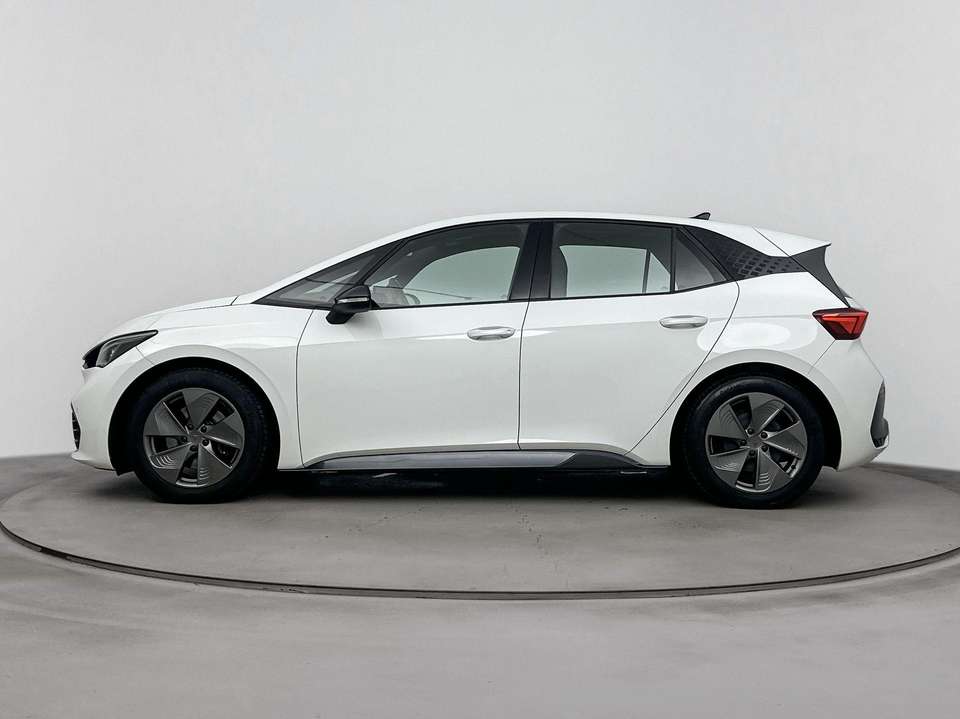 CUPRA Born - Imagem 2