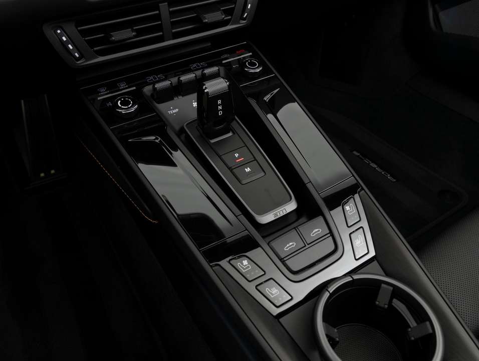 Porsche 992 - Imagem 16