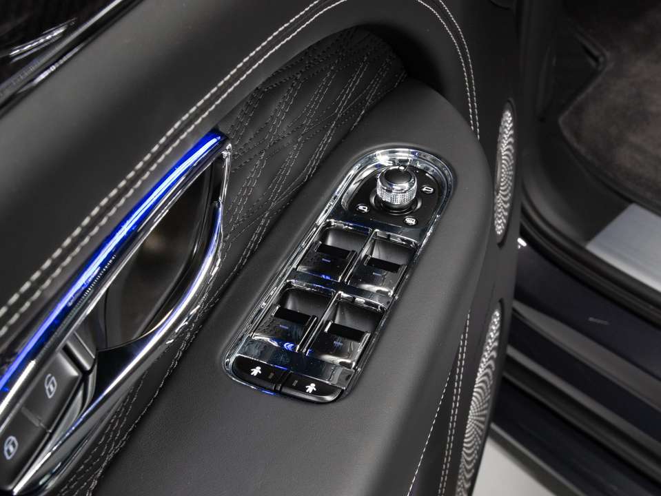 Bentley Bentayga - Imagem 13