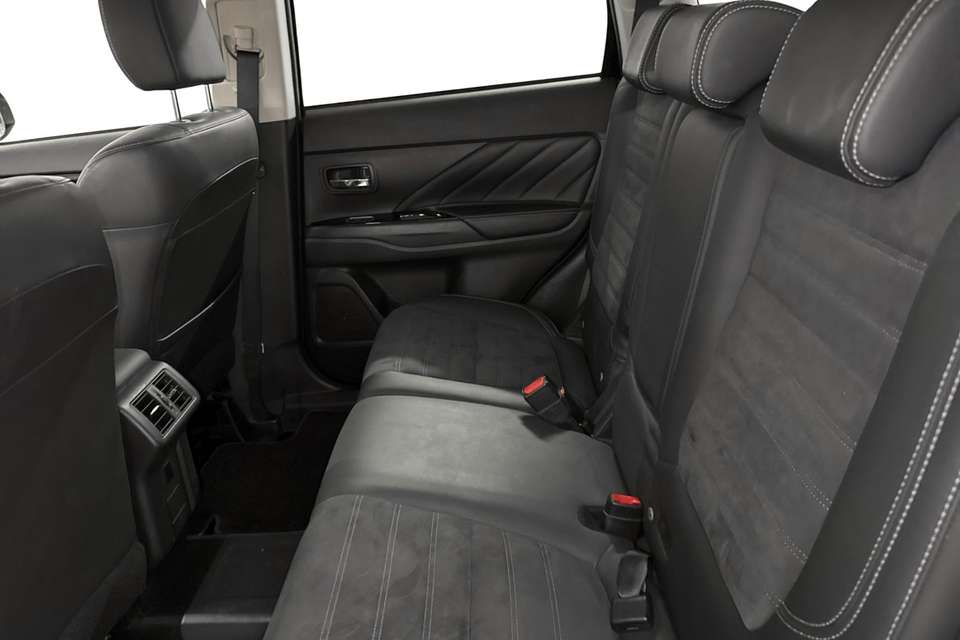 Mitsubishi Outlander - Imagem 7
