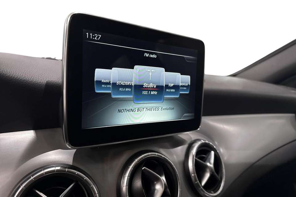 Mercedes-Benz CLA 200 - Imagem 14