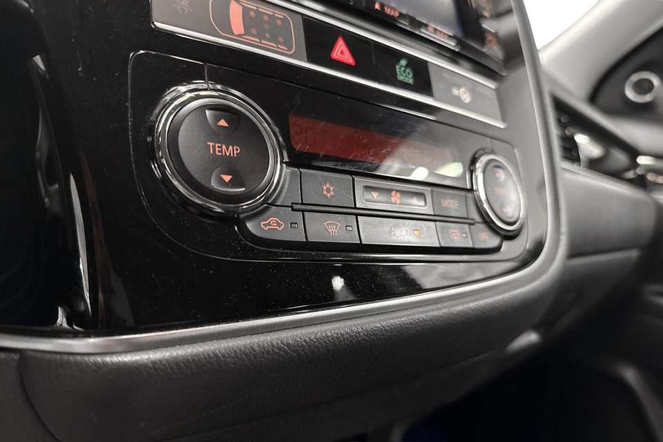 Mitsubishi Outlander - Imagem 15