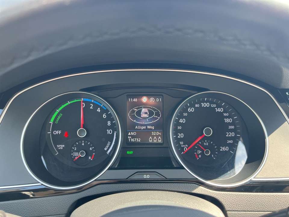 Volkswagen Passat Variant - Imagem 10