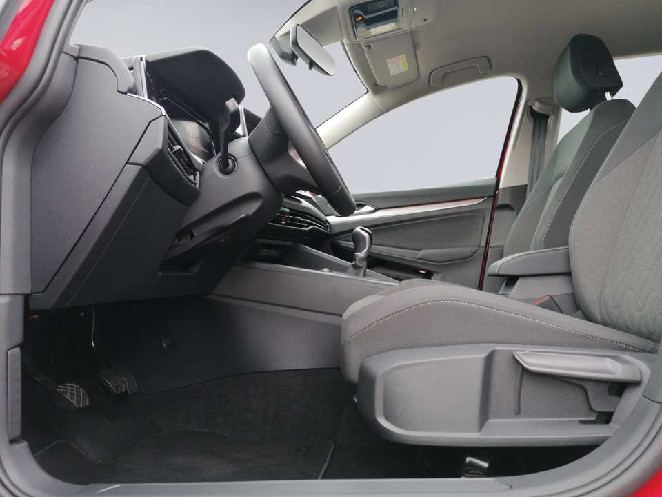 Volkswagen Golf Variant - Imagem 13