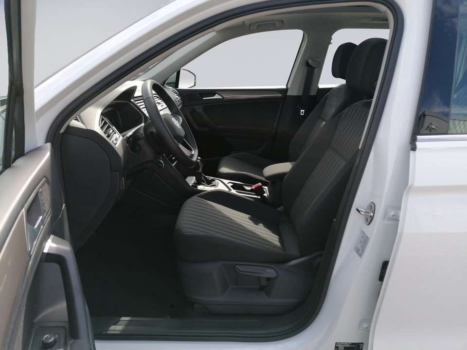 Volkswagen Tiguan Allspace - Imagem 13