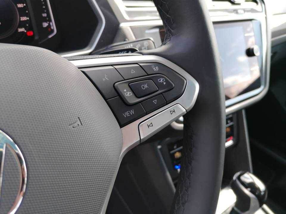 Volkswagen Tiguan Allspace - Imagem 14