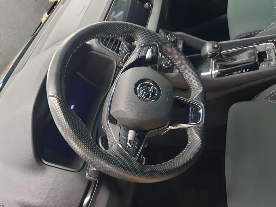 Skoda Karoq - Imagem 10