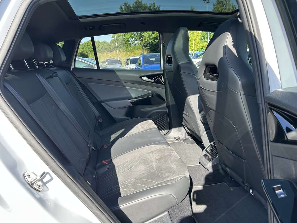 Volkswagen ID.4 - Imagem 12