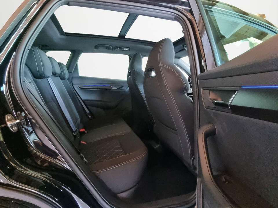 Skoda Karoq - Imagem 8
