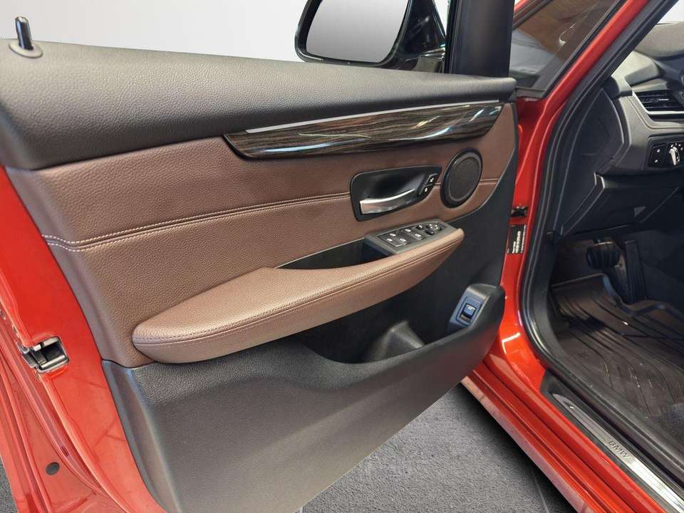 BMW 220 - Imagem 15