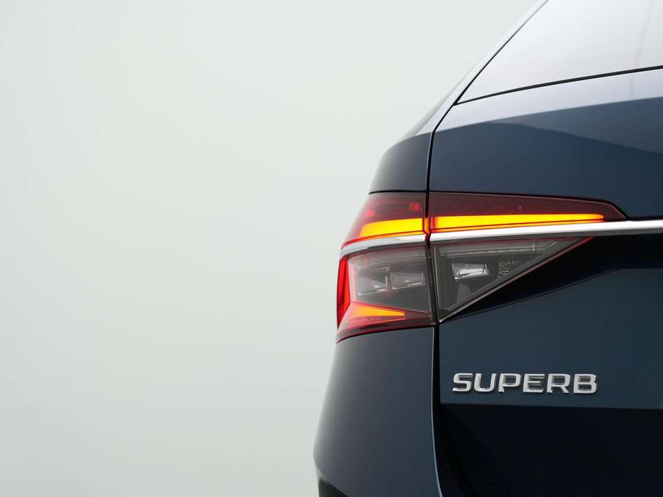 Skoda Superb - Imagem 14