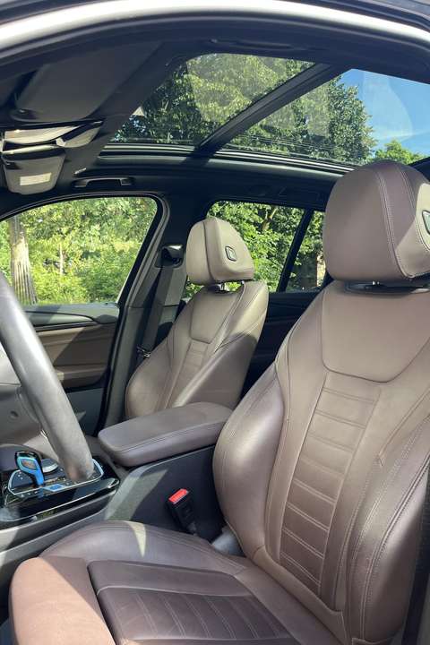 BMW iX3 - Imagem 3