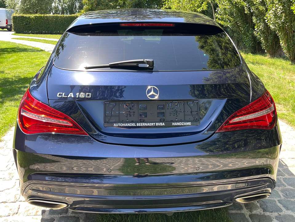 Mercedes-Benz CLA 180 - Imagem 6