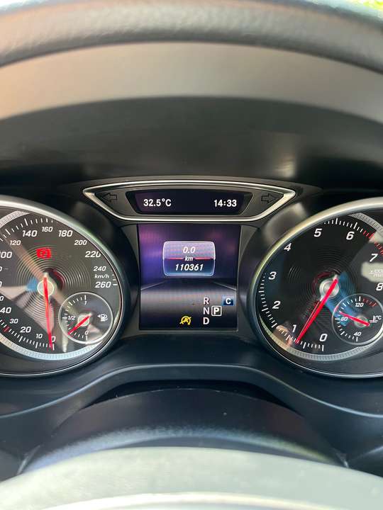Mercedes-Benz CLA 180 - Imagem 16