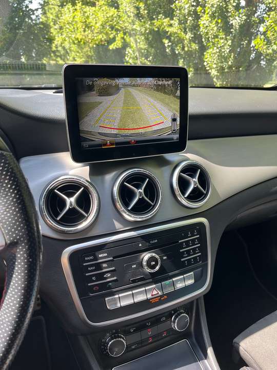 Mercedes-Benz CLA 180 - Imagem 19
