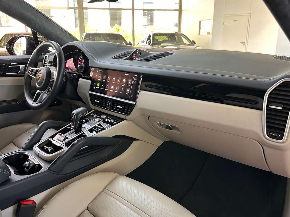 Porsche Cayenne - Imagem 10