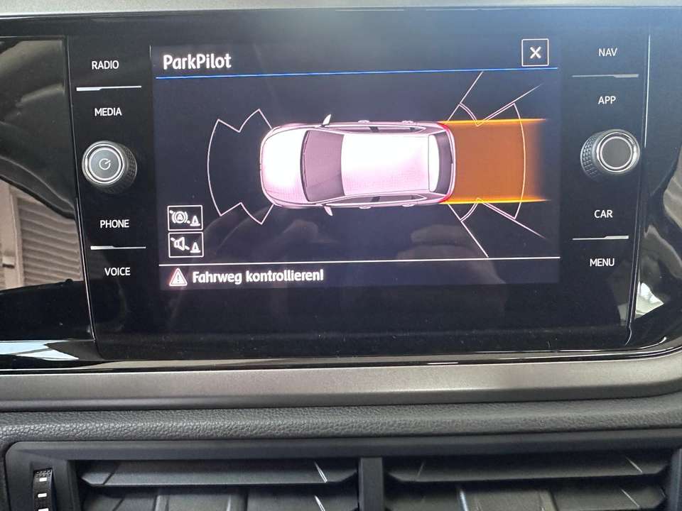 Volkswagen Polo - Imagem 12