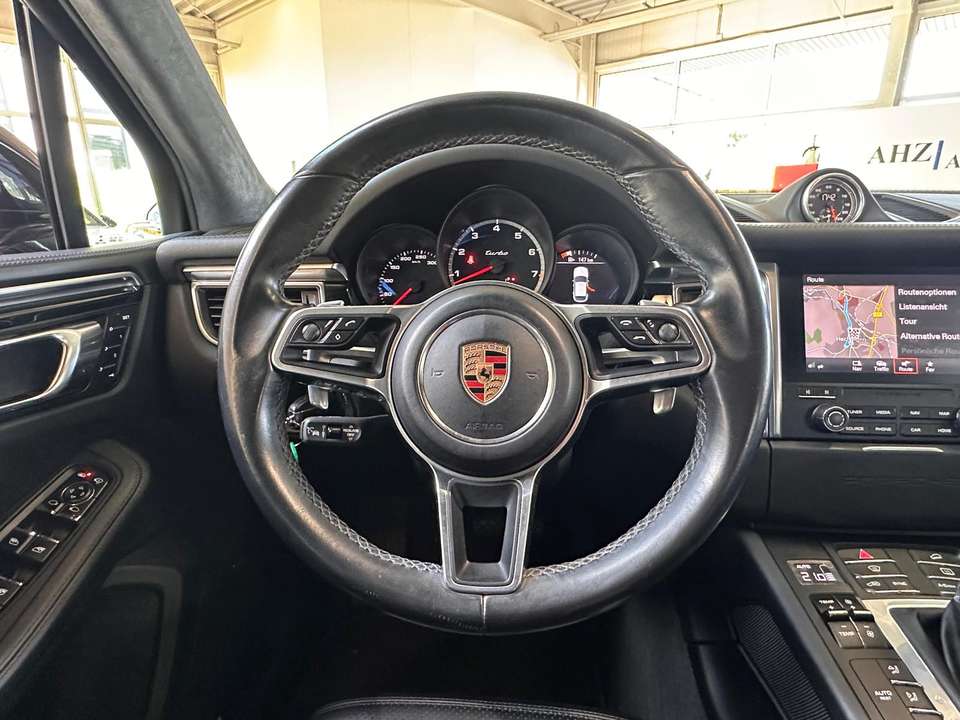Porsche Macan - Imagem 12