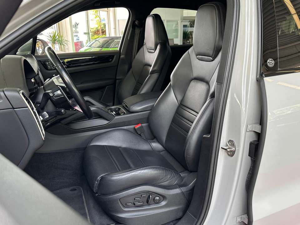 Porsche Cayenne - Imagem 15