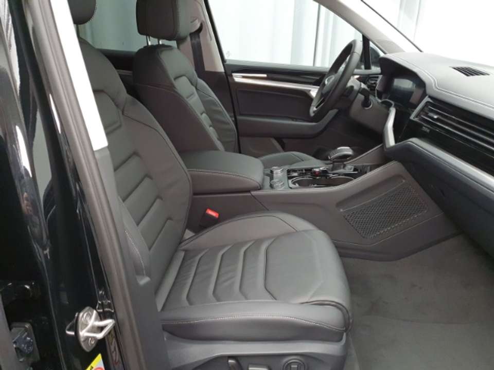 Volkswagen Touareg - Imagem 7