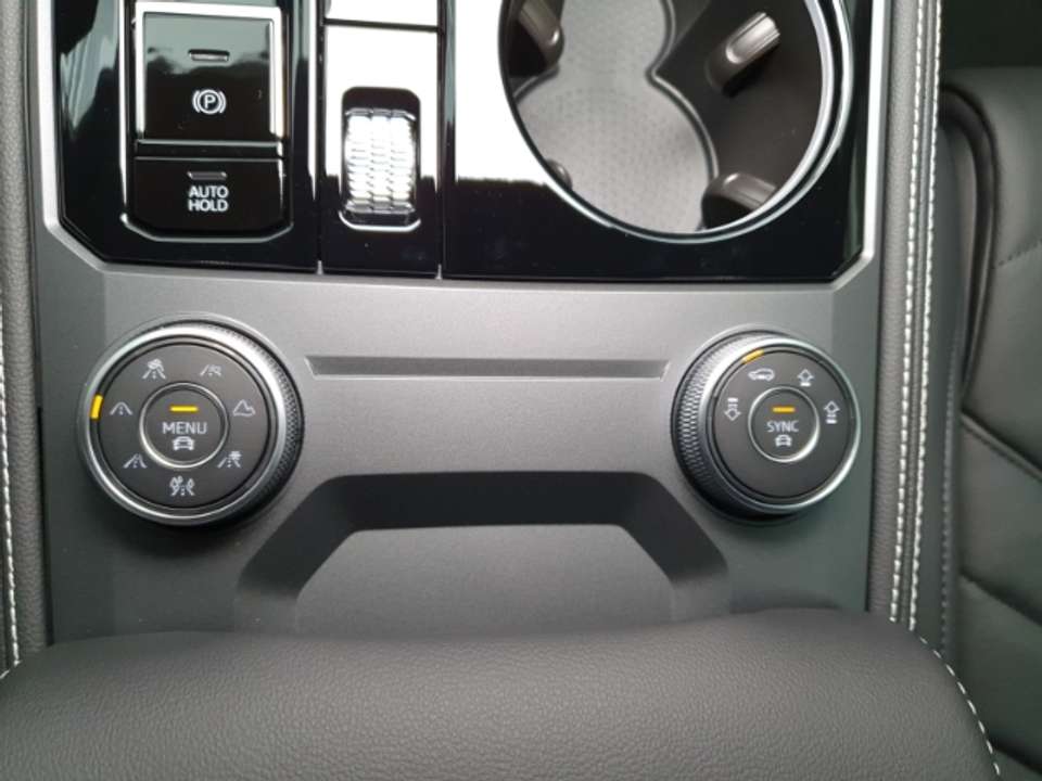 Volkswagen Touareg - Imagem 13
