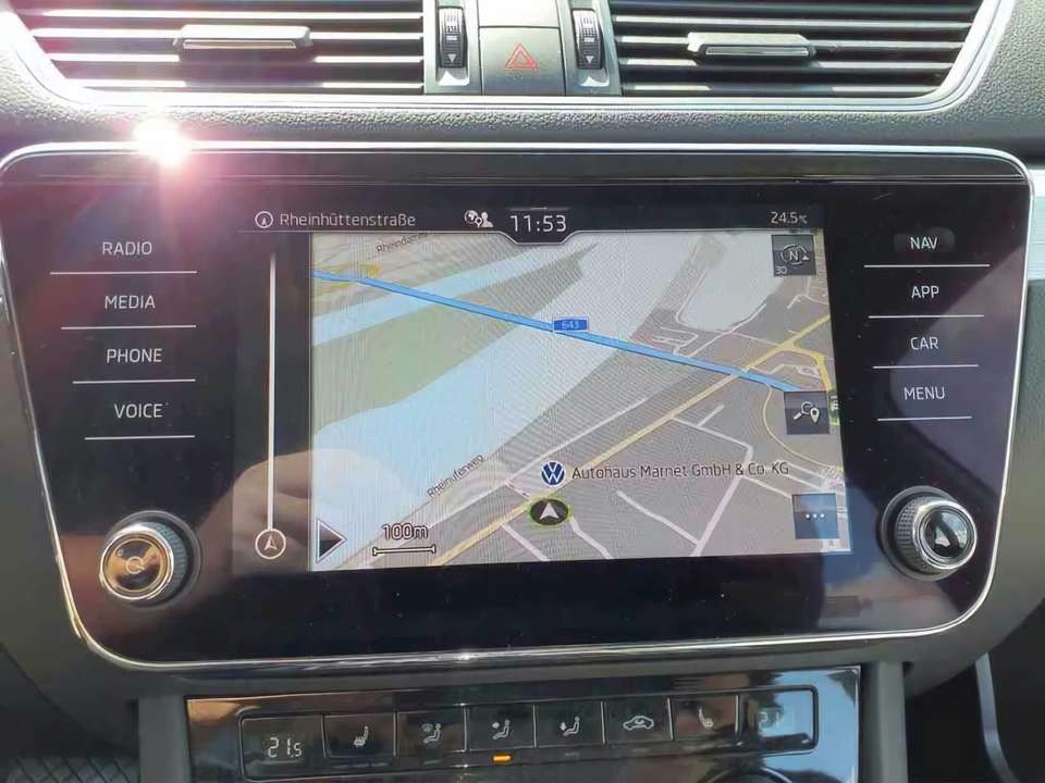 Skoda Superb - Imagem 6
