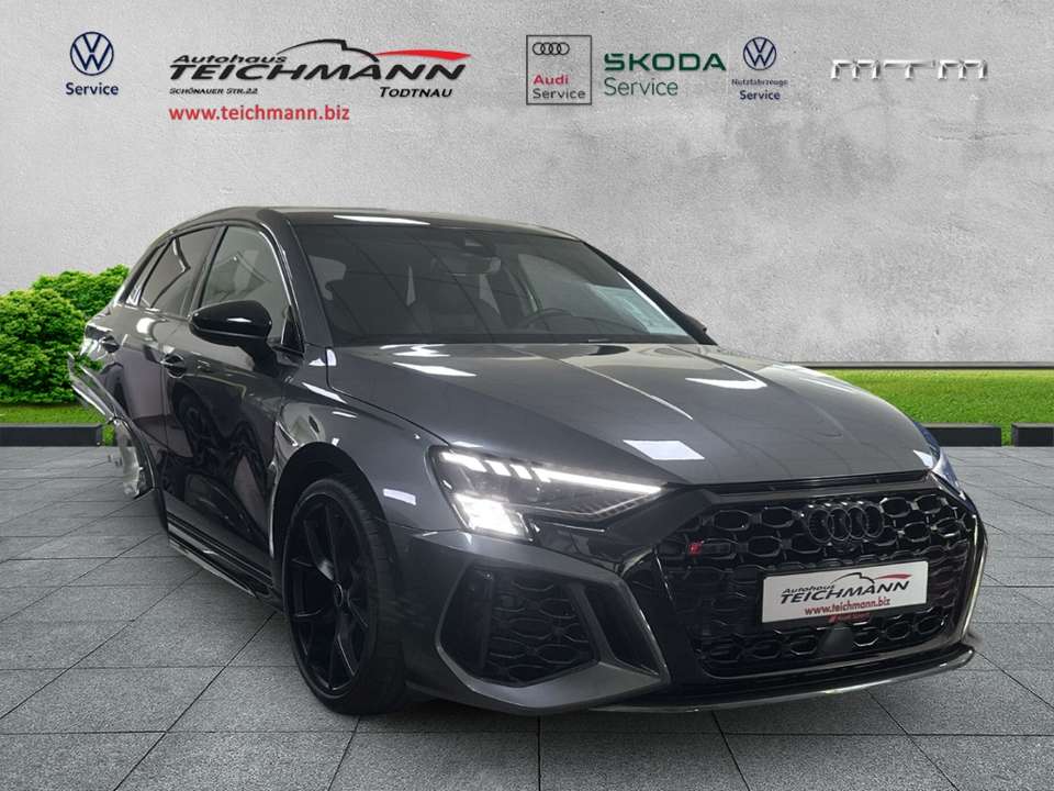 Audi RS3 - Imagem 2