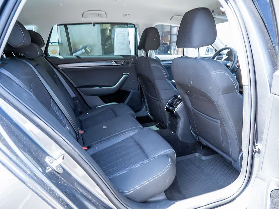 Skoda Superb - Imagem 4