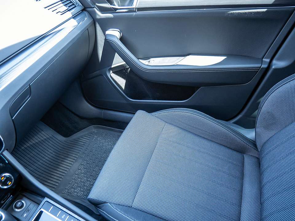 Skoda Superb - Imagem 11
