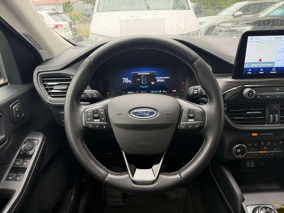Ford Kuga - Imagem 12