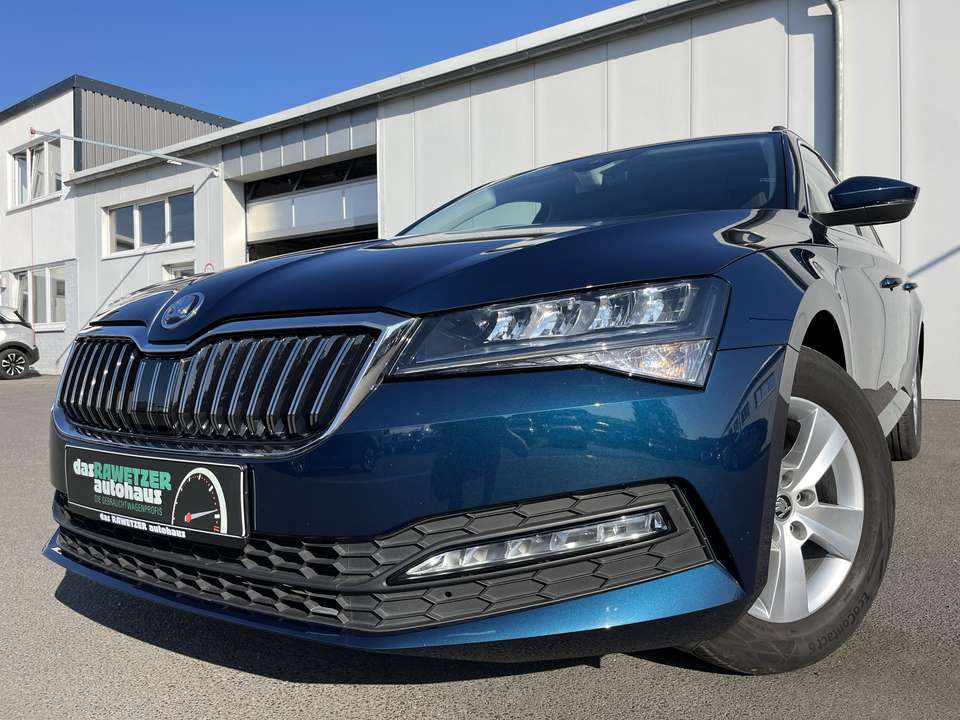Skoda Superb - Imagem 1