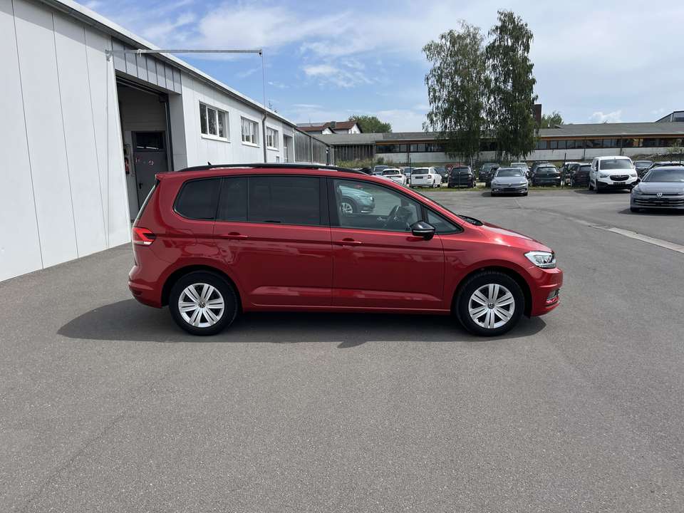 Volkswagen Touran - Imagem 5