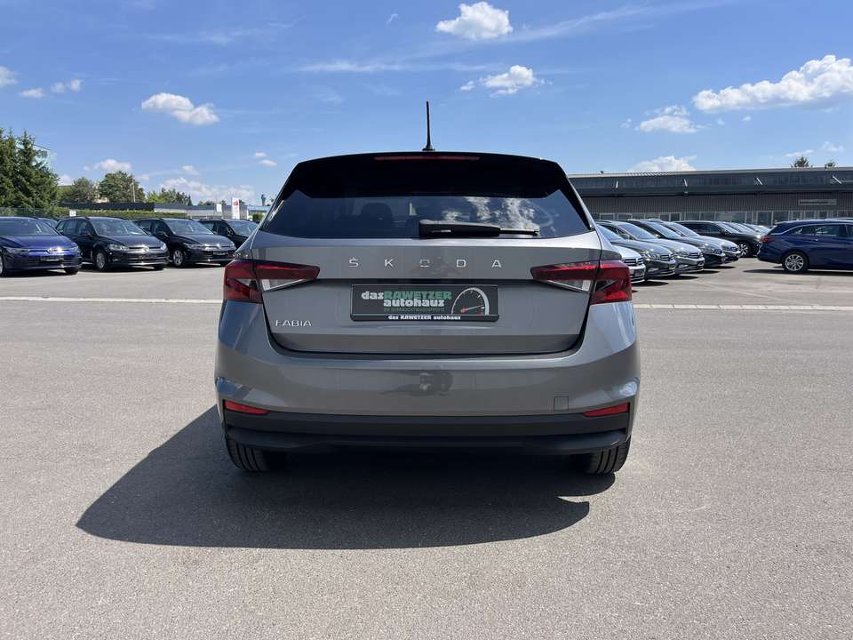 Skoda Fabia - Imagem 9