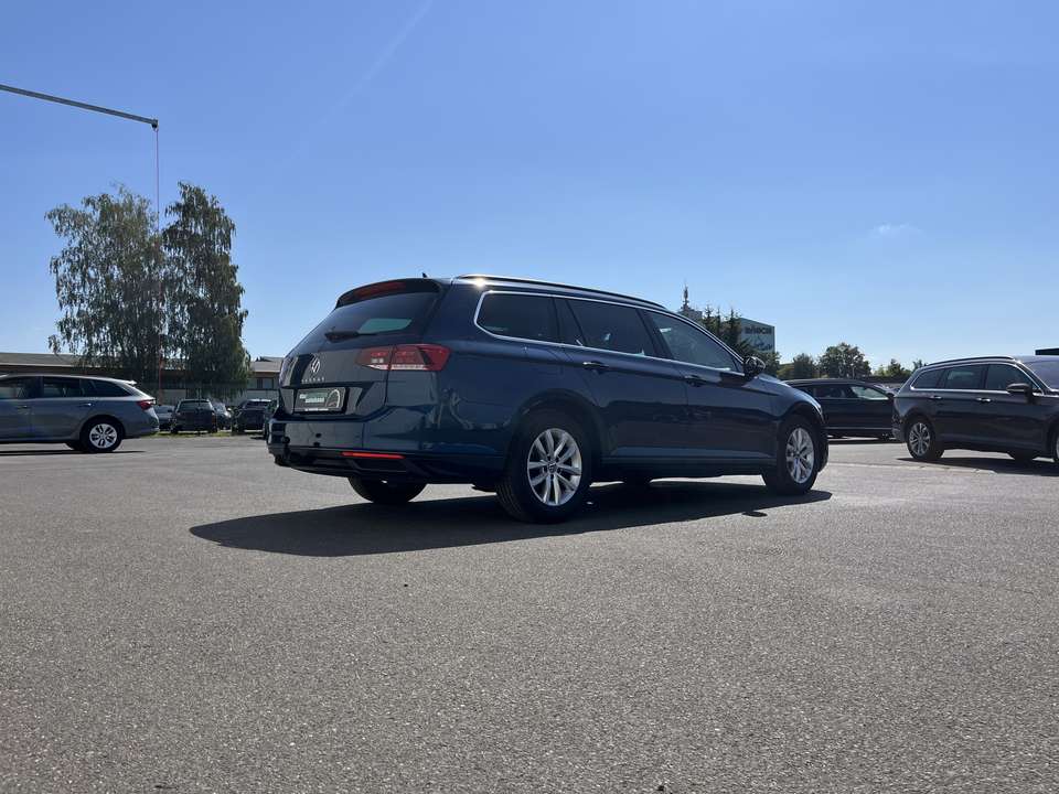 Volkswagen Passat Variant - Imagem 6