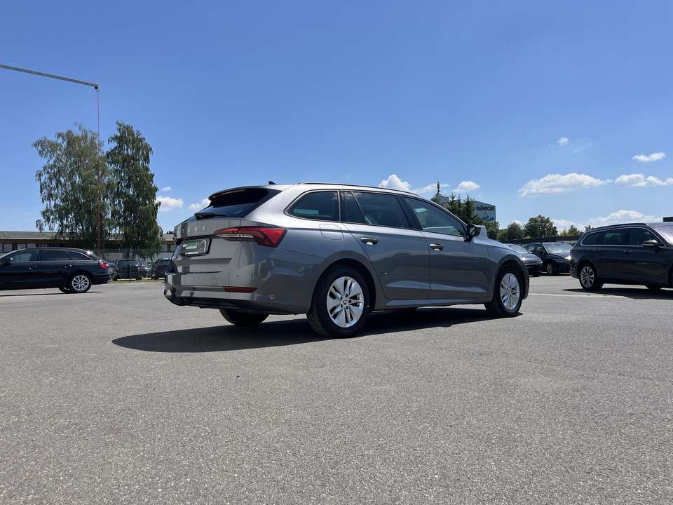 Skoda Octavia - Imagem 6