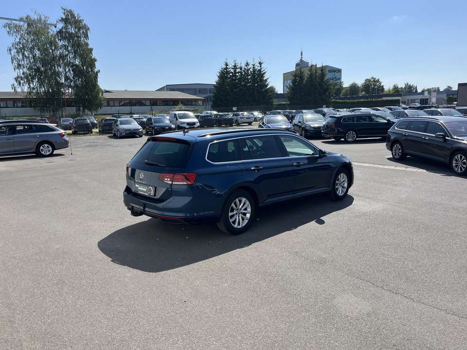 Volkswagen Passat Variant - Imagem 7
