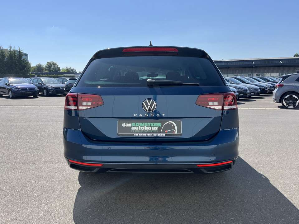 Volkswagen Passat Variant - Imagem 8