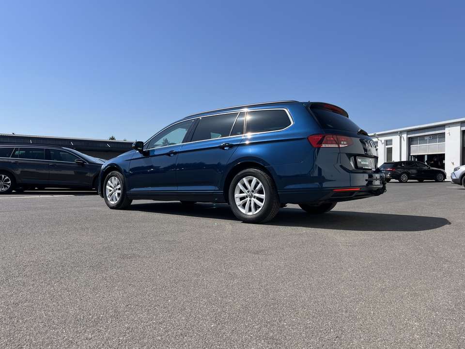 Volkswagen Passat Variant - Imagem 9