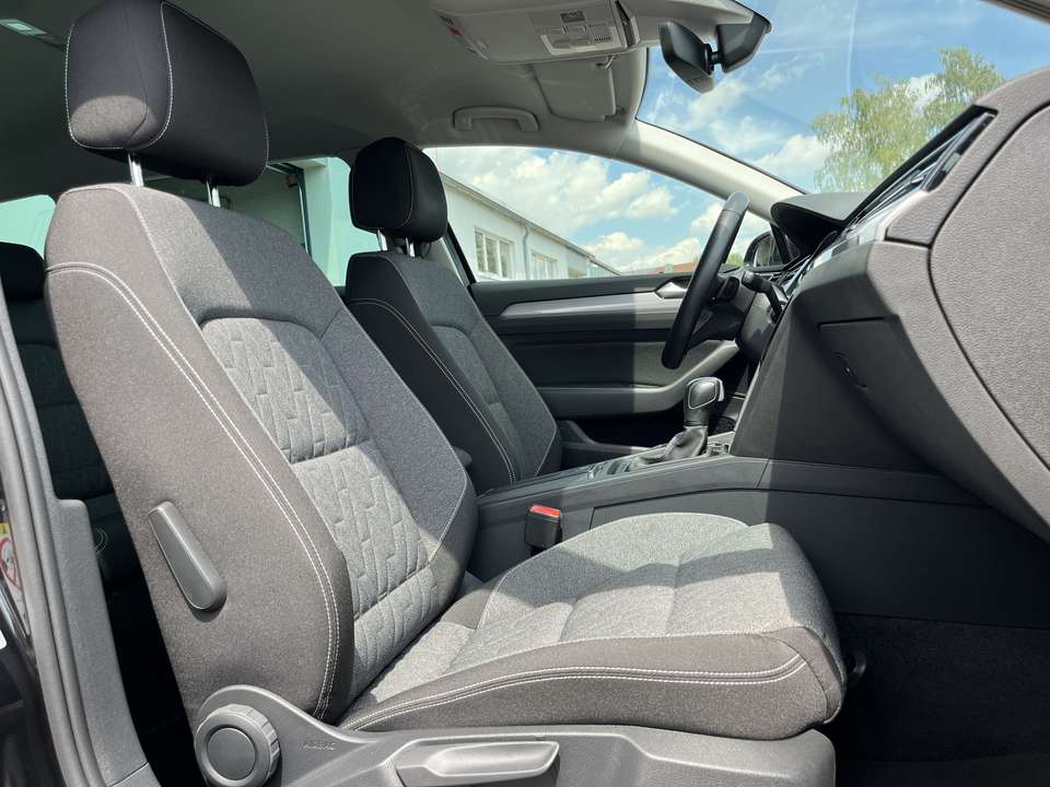 Volkswagen Passat Variant - Imagem 14