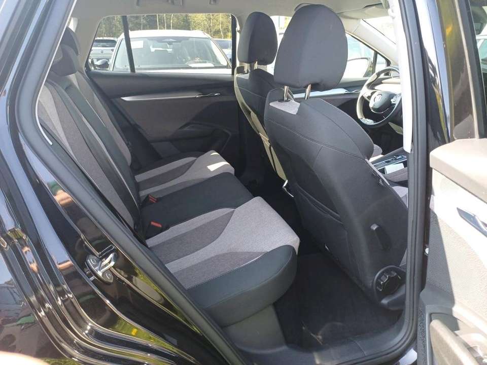 Skoda Enyaq - Imagem 8