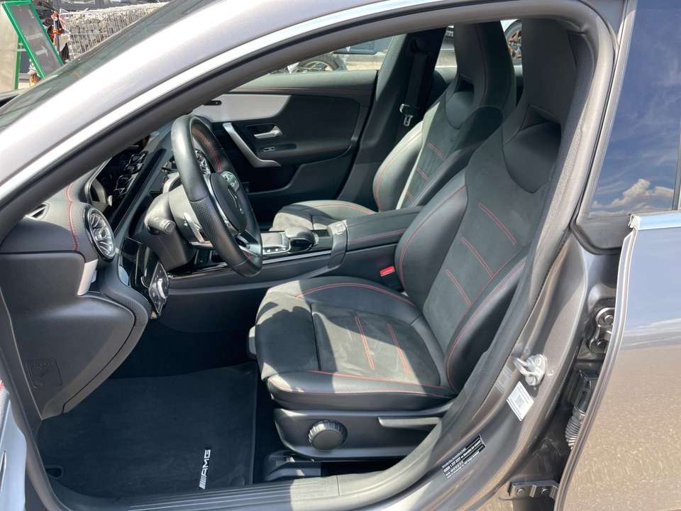 Mercedes-Benz CLA 220 - Imagem 7