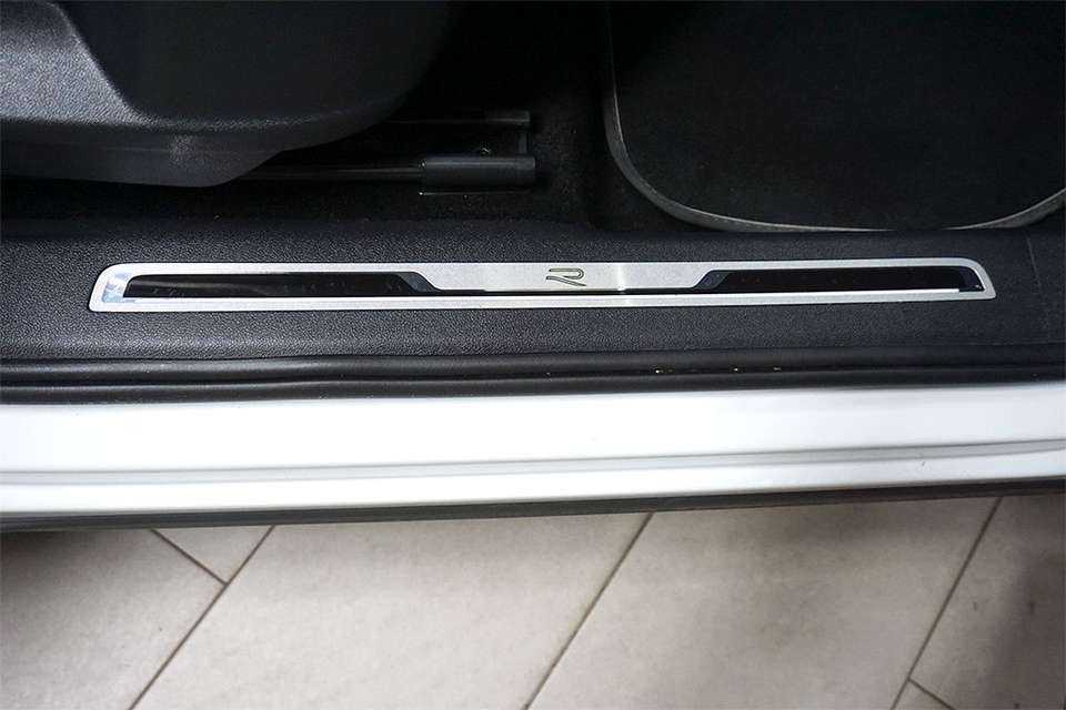 Volkswagen Tiguan Allspace - Imagem 8
