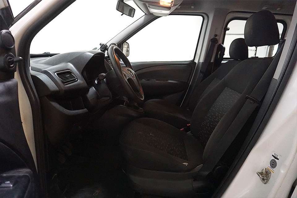 Opel Combo - Imagem 7